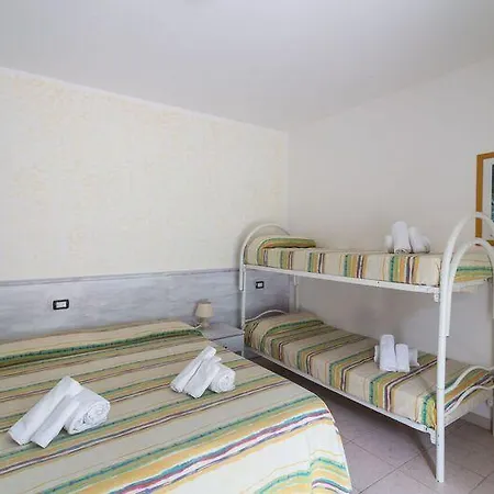 Hotel Cristina 3*
